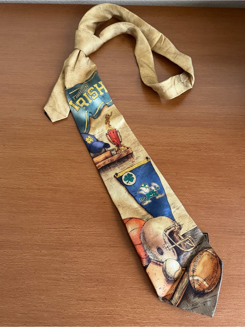 NWT Vintage 90s Deadstock Notre Dame Fighting Irish Football 100% Silk Neck Tie